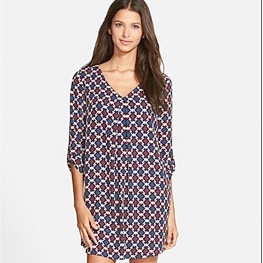 Lush white navy and burgundy geometric print V-neck shirt dress size small